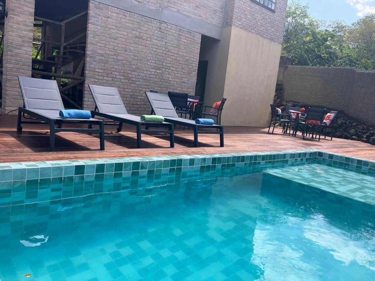 Villa Justen Pousada لينكويس المظهر الخارجي الصورة